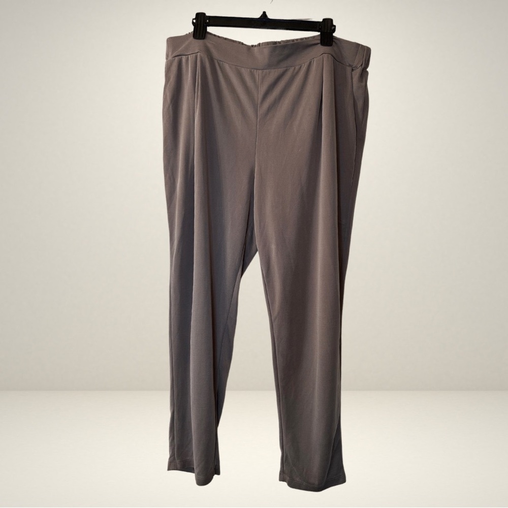 Women’s A New Day Gray Capris US Size XXL